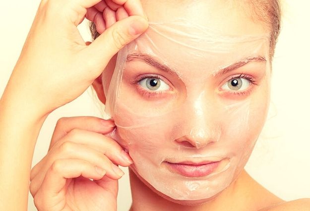 how to remove dead skin from the face
