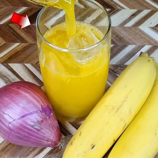 A Healing Drink: Onion and Banana for Joint and Bone Pain Relief